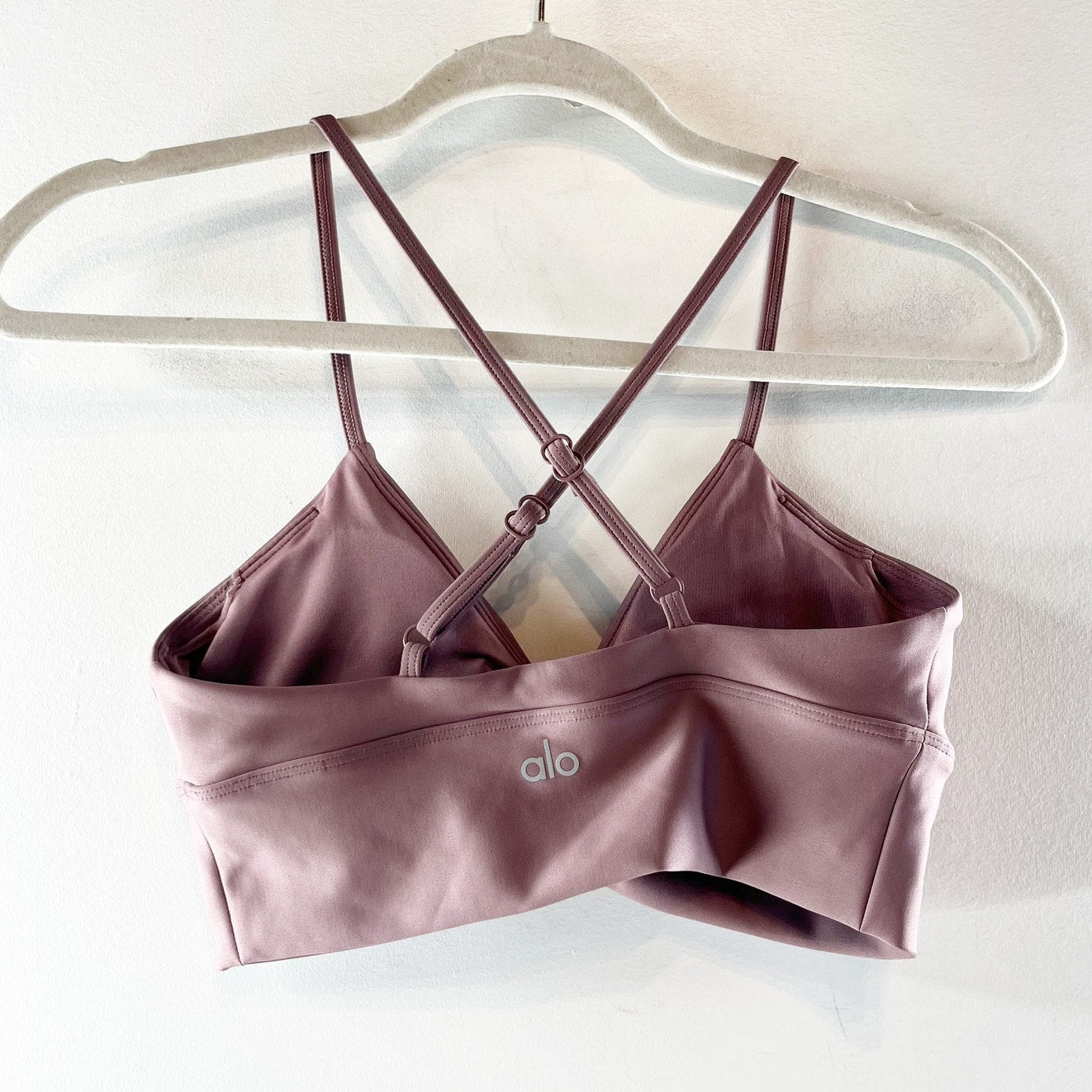 Alo Airlift Divine Ruched Center X Back Sports Bra Taupe Small
