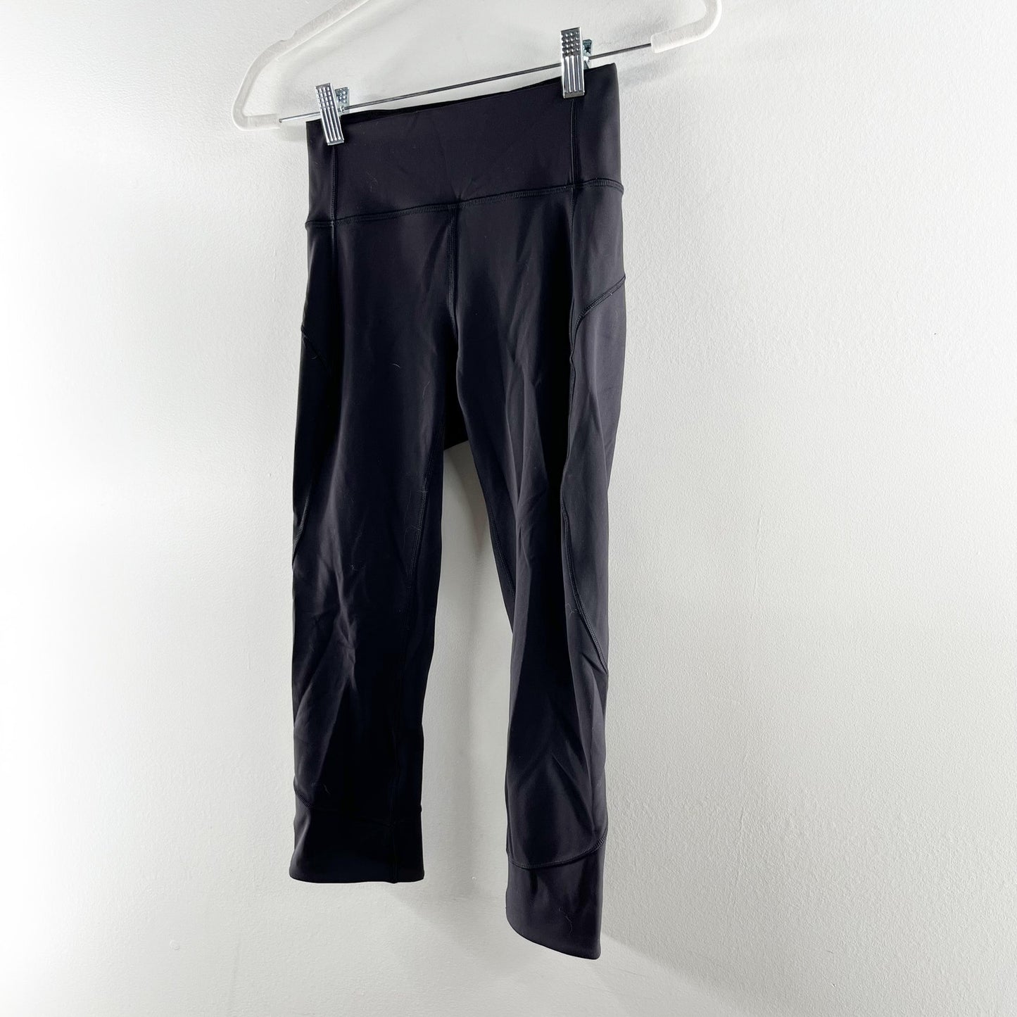 Lululemon In Movement Crop High Rise Leggings Everlux 19" Black 4