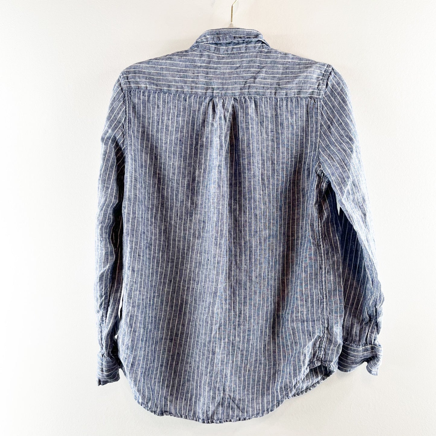 Quince 100% European Linen Long Sleeve Button Up Shirt Chambray Stripe Blue S