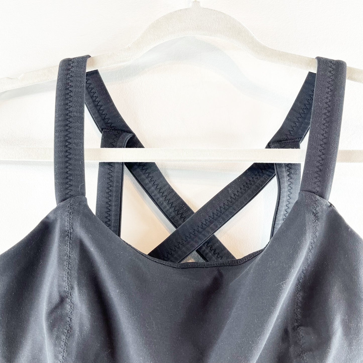 Lululemon Cross My Heart Sports Strappy Back Bra Black 10