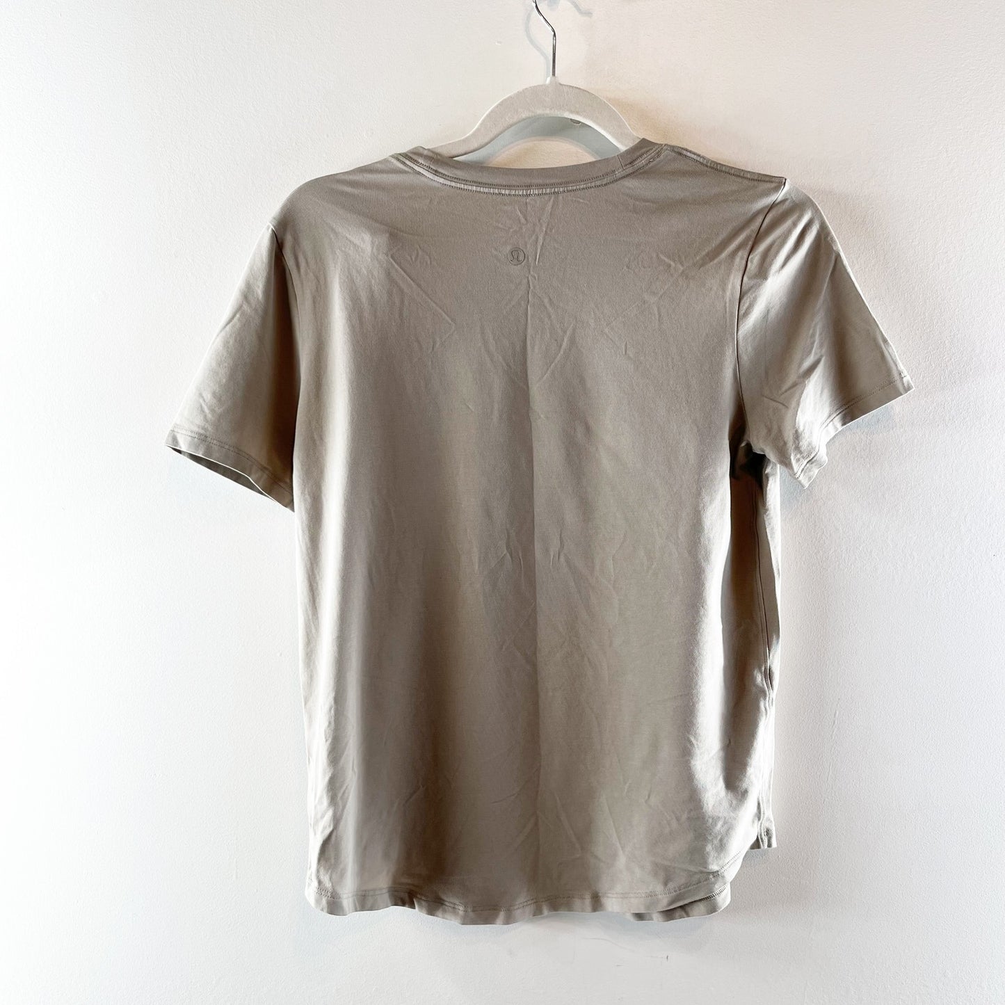 Lululemon Athletica Short Sleeve Love Crew Neck T-Shirt Riverstone Taupe 8