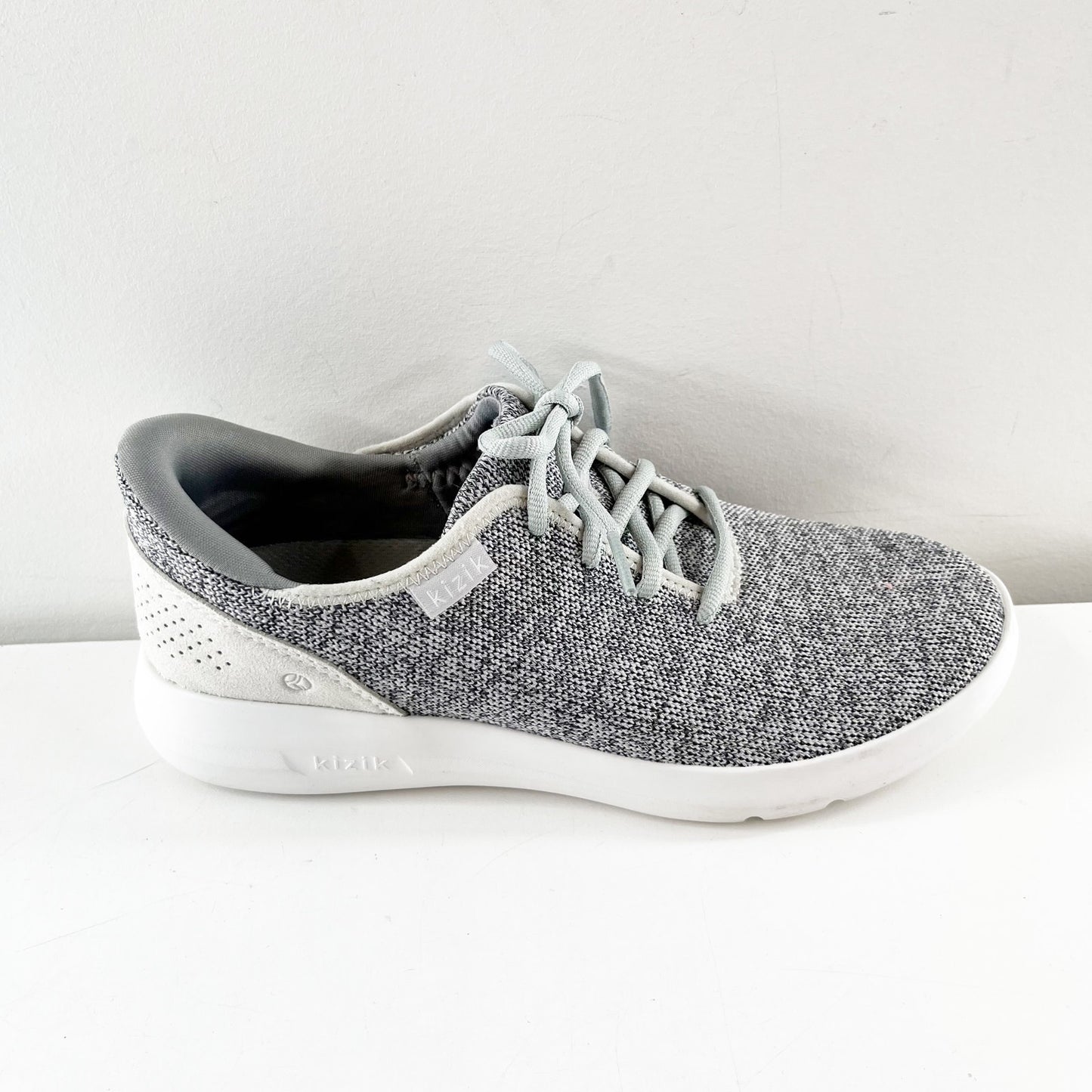 Kizik Madrid Eco Knit Low Top Walking Sneakers Heathered Gray 8