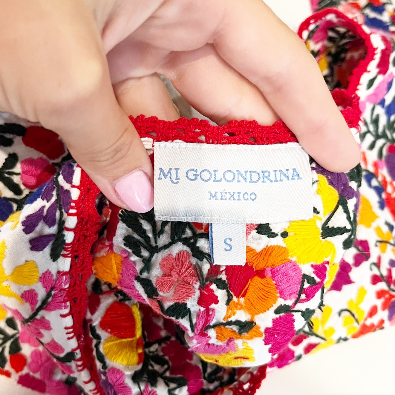 Mi Golondrina Embroidered Shift Mini Dress White Red Pink Small