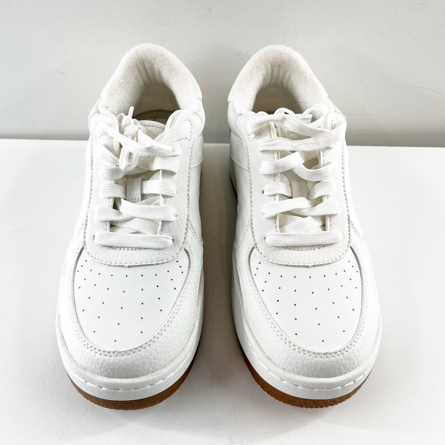 Alo Recovery Mode Casual Cushioned Lace Up Shoes Sneakers Natural White Gum 7