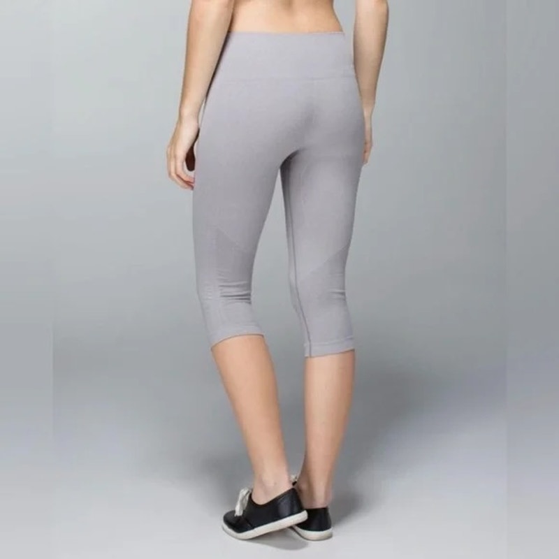 Lululemon In The Flow II Crop Running Leggings Light Gray 6