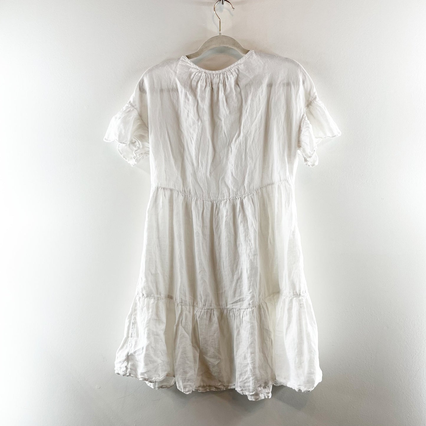 Velvet by Graham & Spencer Linen Flutter Sleeve V-Neck Tiered Mini Dress White S