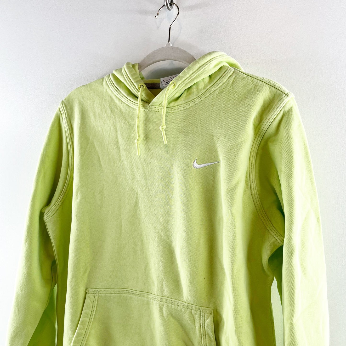 Nike Club Long Sleeve Pullover Hoodie Sweatshirt Neon Green Medium