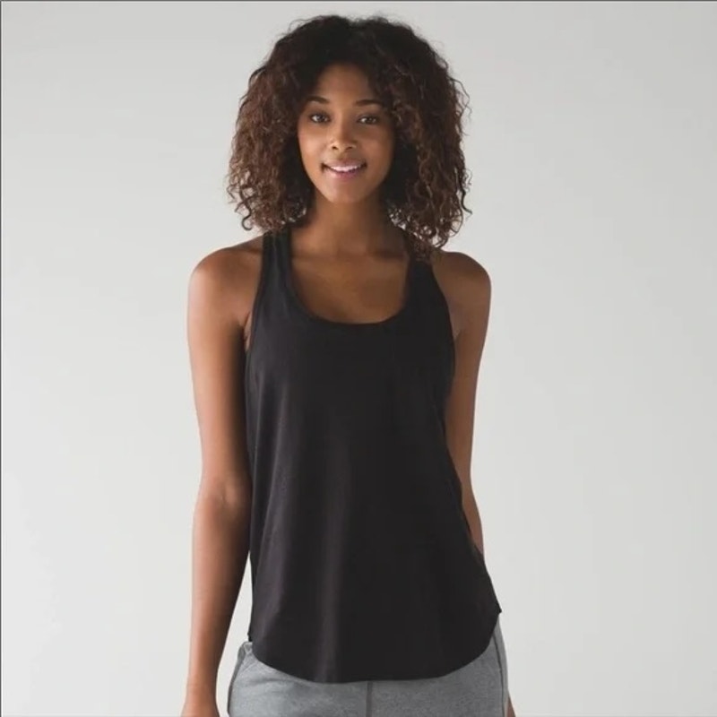 Lululemon Yogi Scoopneck Pocket Racerback Curved Hem Tank Top Black Small