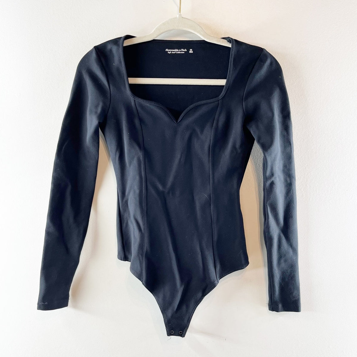 Abercrombie Soft AF Long Sleeve Sweethart Neckline Bodysuit Black XS