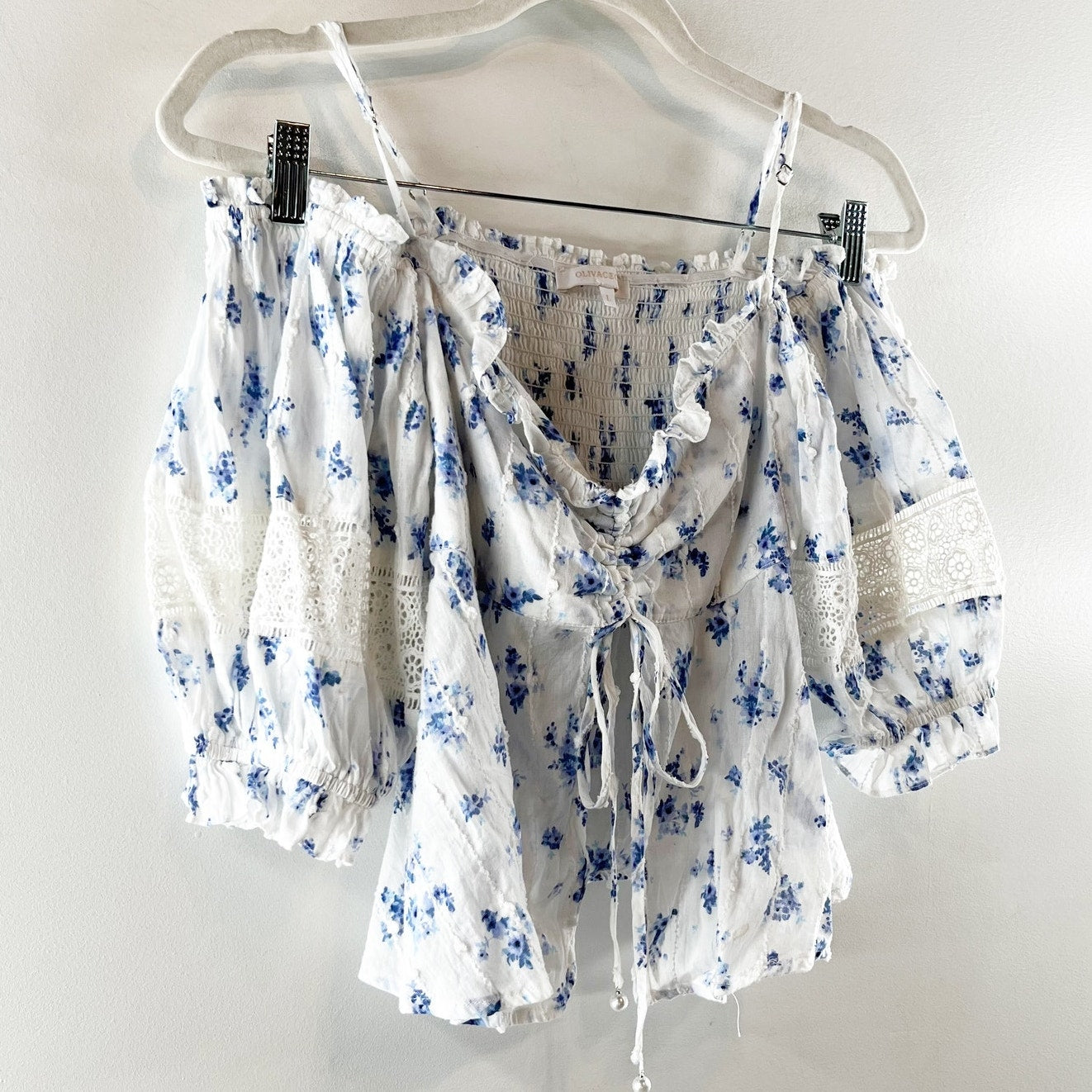 Olivaceous Positano Floral Cold Shoulder Smocked Babydoll Top White Blue Large