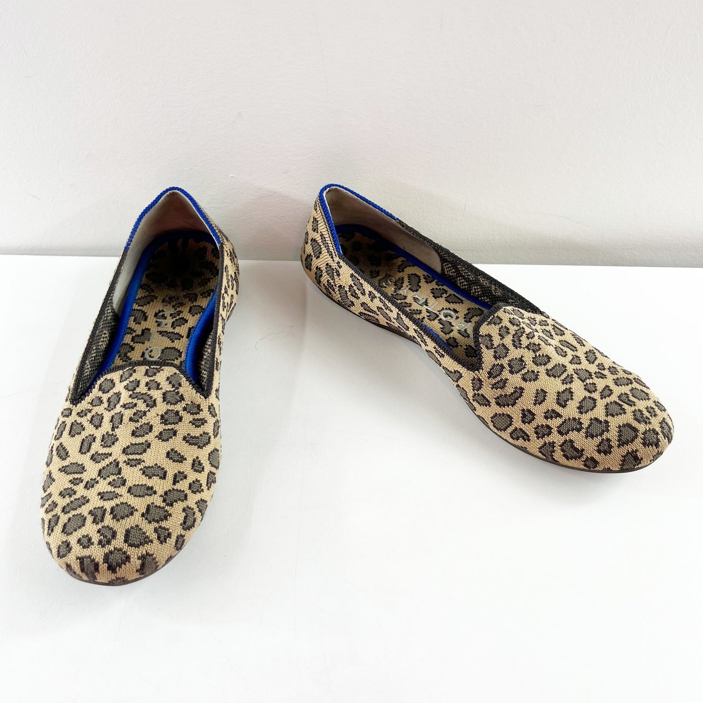 Rothys Spotted Leopard Print Slip On Round Toe Loafers Flat Tan 6.5