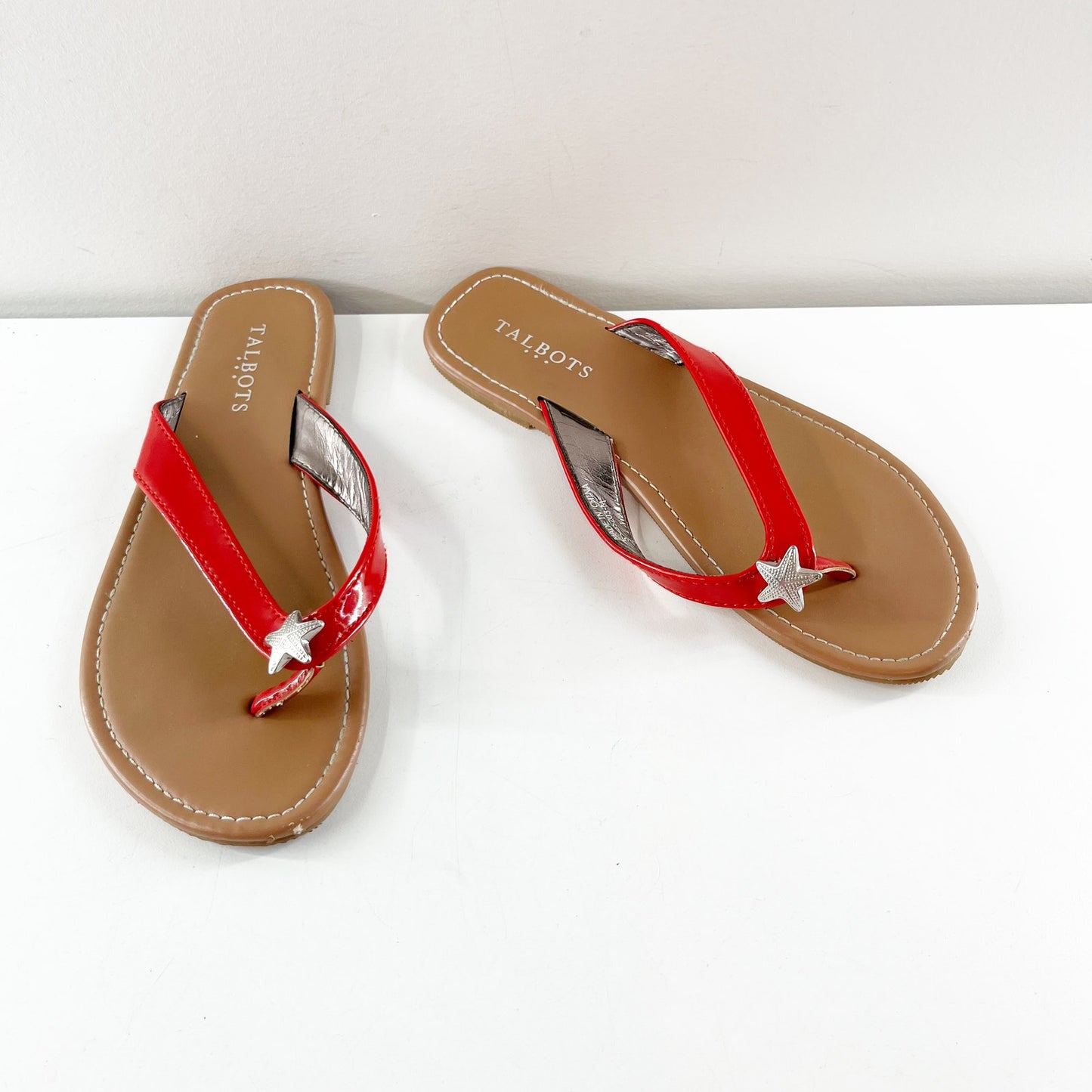 Talbots Patent Leather Silver Starfish Slip On Thong Flip Flop Sandals Red 8