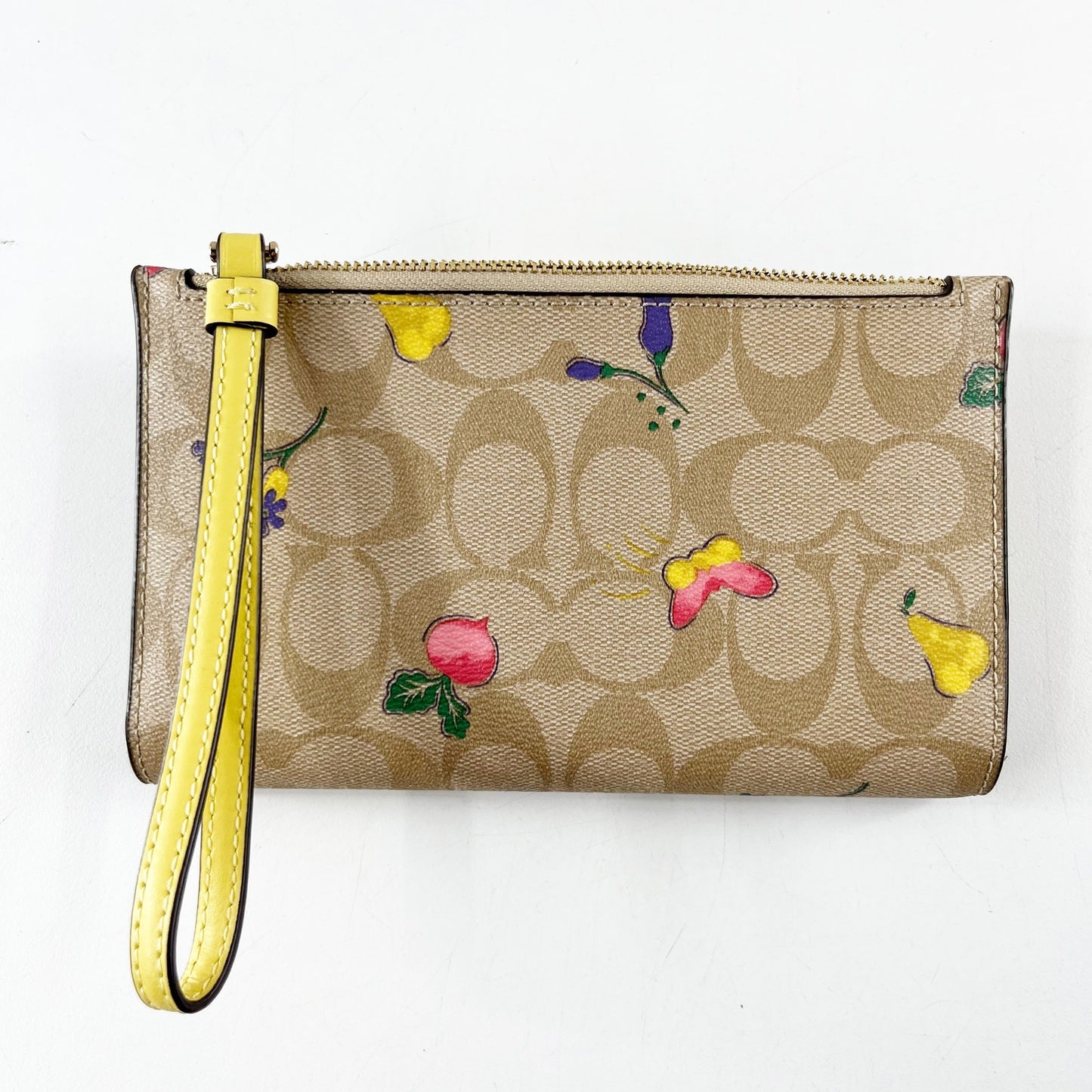 Coach Phone Wallet Wristlet Signature Canvas C Dreamy Veggie Print Yellow Tan