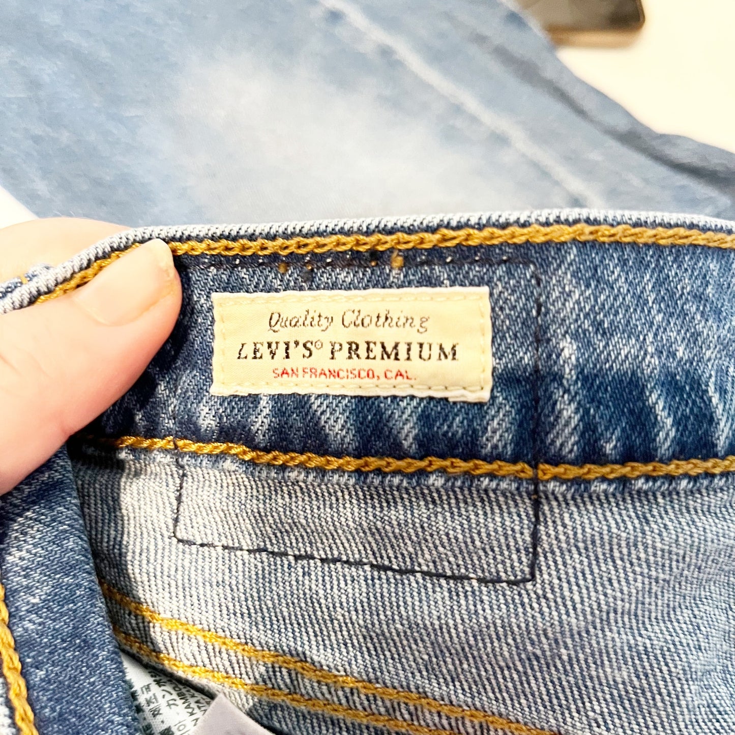 Levi's Premium High Rise Medium Wash Distressed Wedgie Bootcut Jeans 25