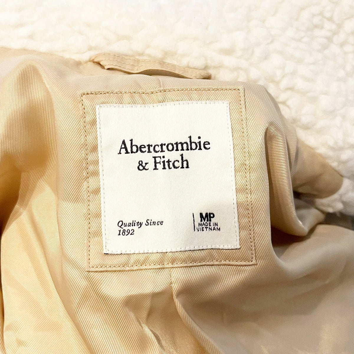 Abercrombie & Fitch Long Sleeve Mid-Length Sherpa Fleece Teddy Coat Cream Medium