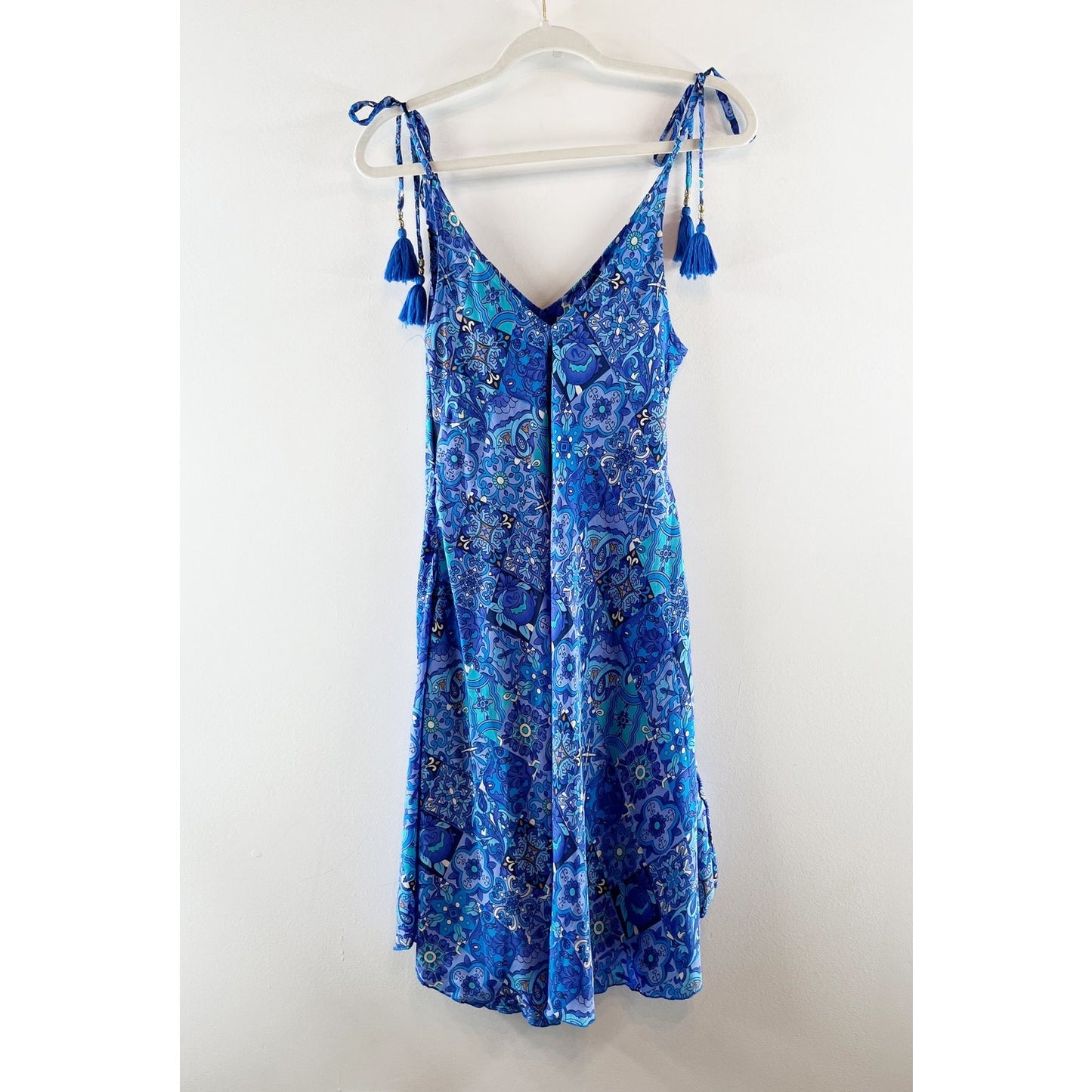 India Boutique Floral Sleeveless Tie Shoulder V-Neck Midi Dress Blue One Size