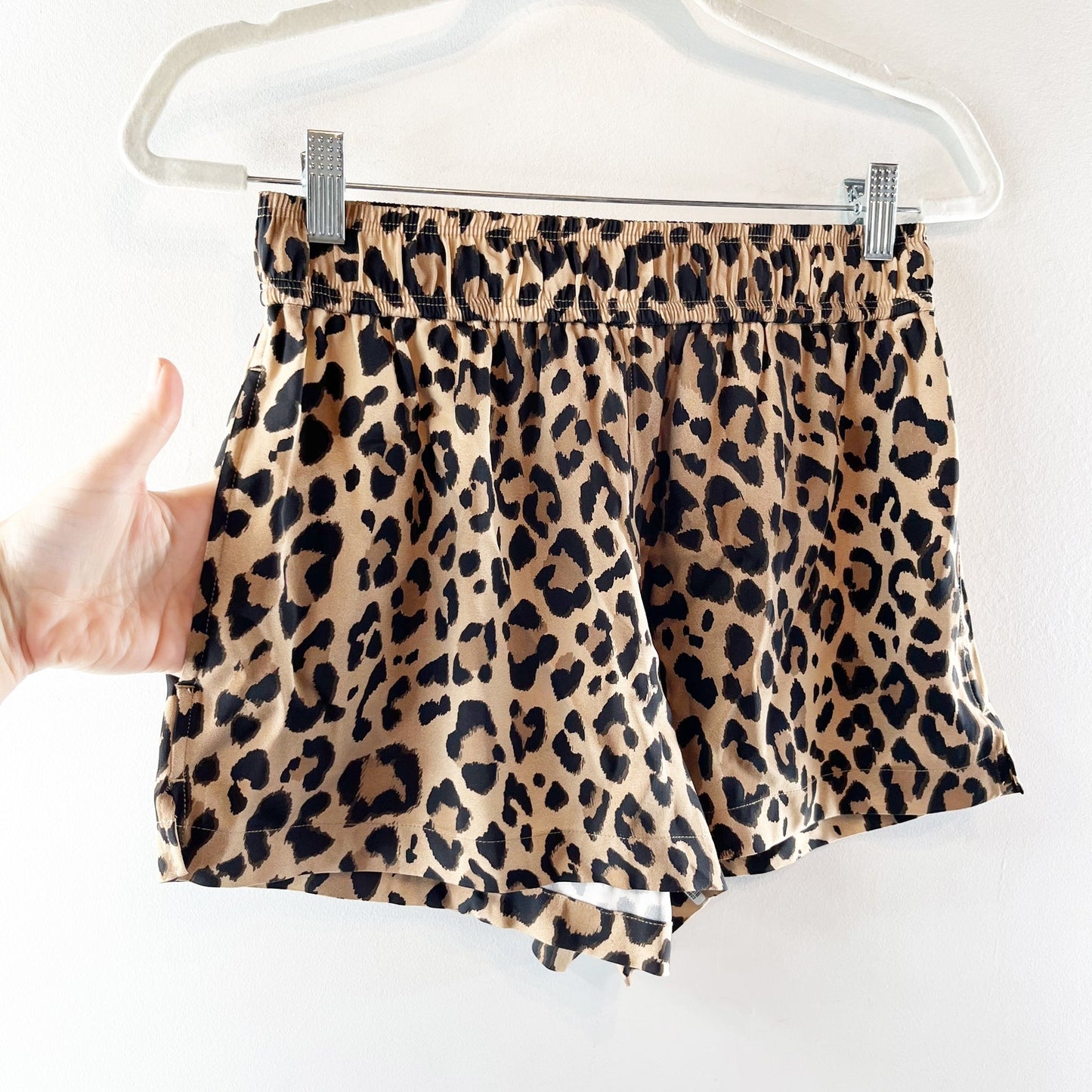 AYR Shimmy Silk Blend Leopard Pull On Elastic Waist Lounge Short Brown Black S