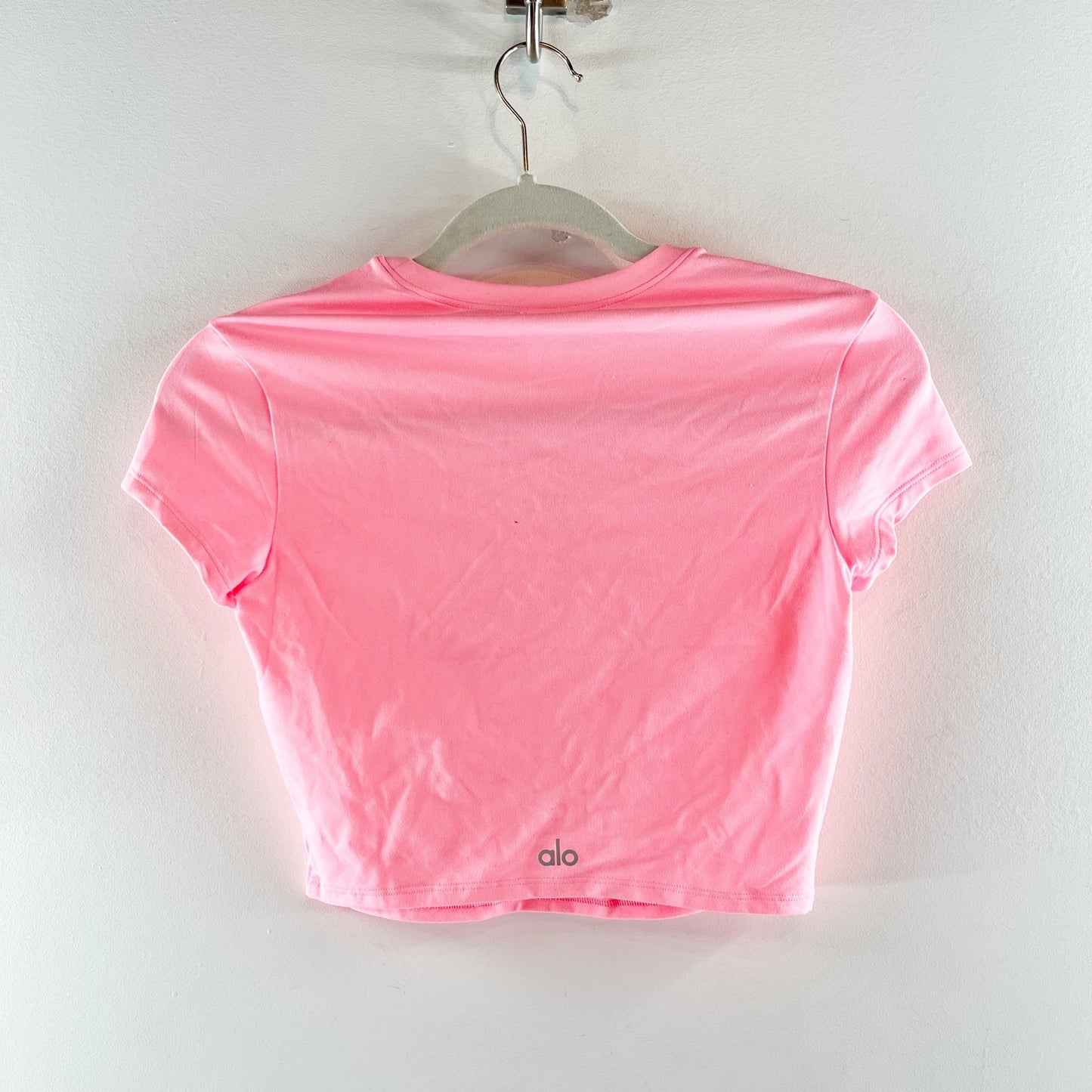 Alo Alosoft Crop Finesse Short Sleeve T-Shirt in Neon Bubblegum Pink Small