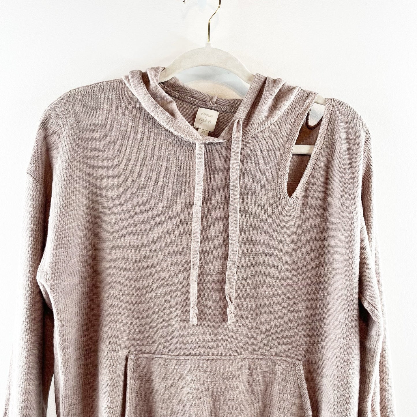 Roan + Ryan Corinne Shoulder Cut Out Hoodie Sweater Sweatshirt Tan Beige XS