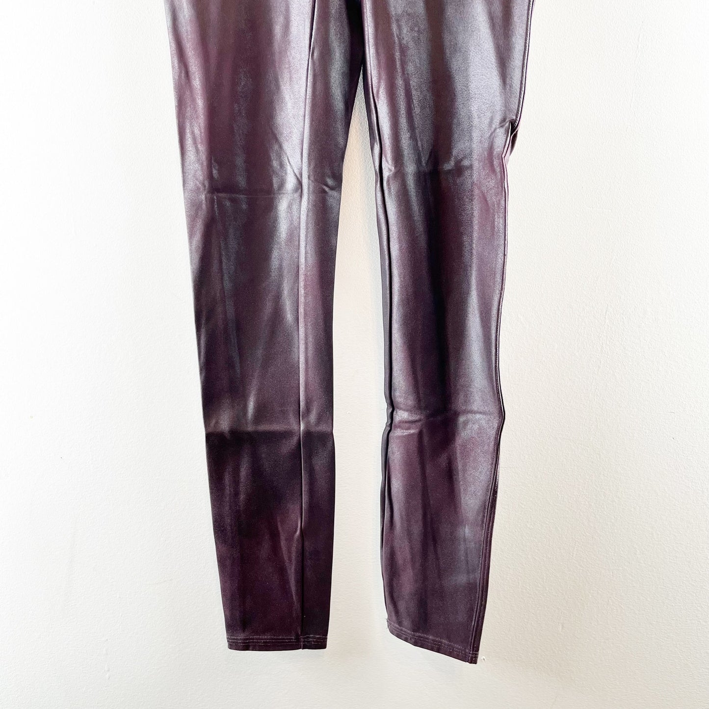 Spanx Compression Faux Leather Leggings Ankle Mid Rise Shaping Purple Medium