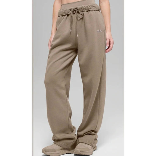 Alo Accolade Straight Leg Sweatpants Gravel Tan Medium