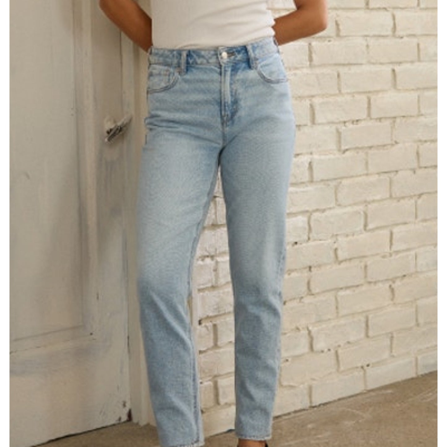 American Eagle Classic Cotton Denim Relaxed Tapered Baggy Jeans Powder Blue 00