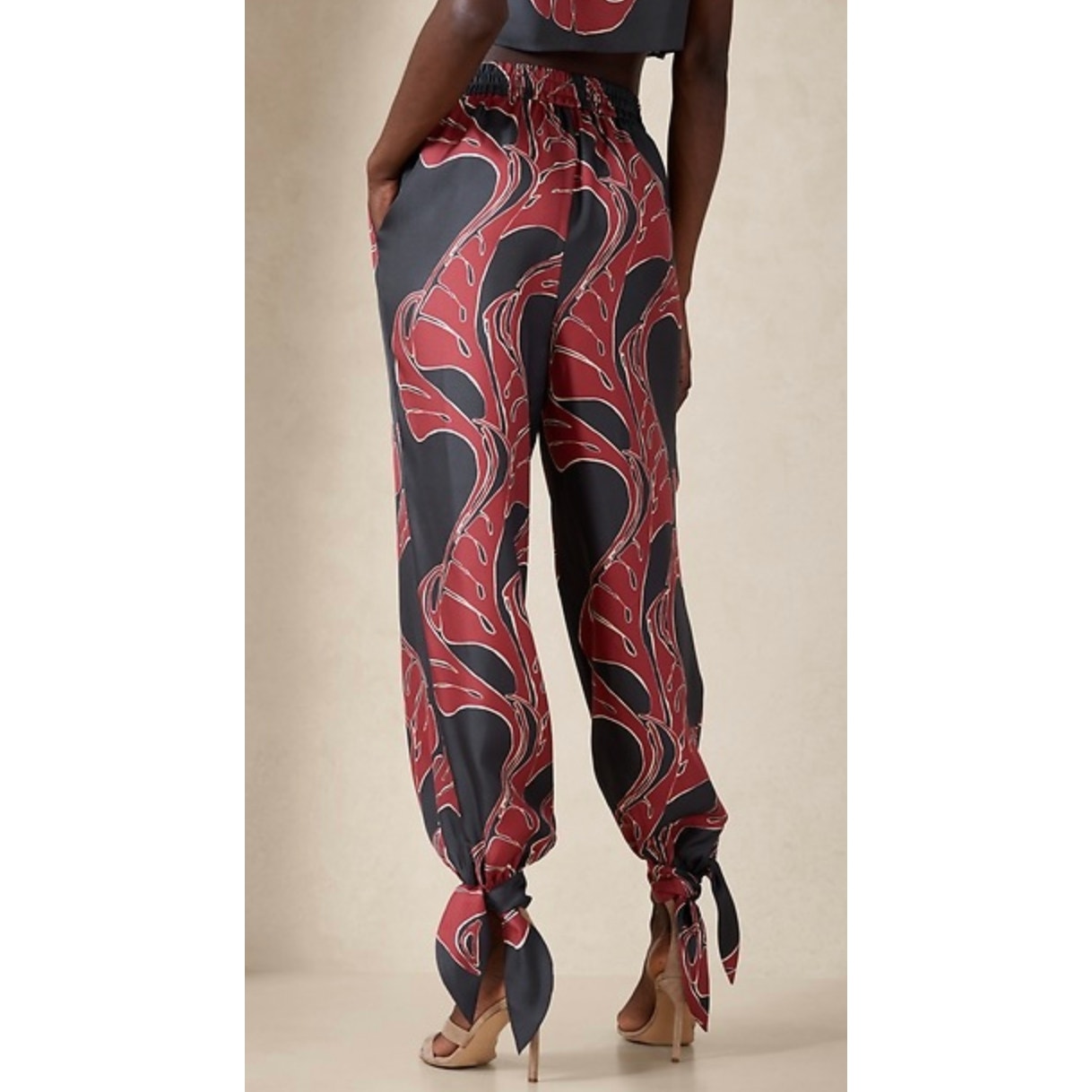 Banana Republic Arabella Tie Hem Silk Balloon Pants Navy Red Medium