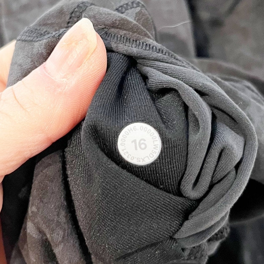 Lululemon Align High Rise Leggings 25" Hideaway Camo Deep Coal Multi Gray 16