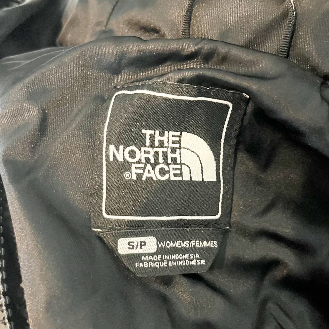 The North Face Jenae Hooded Puffer Parka Coat Jacket Black Small