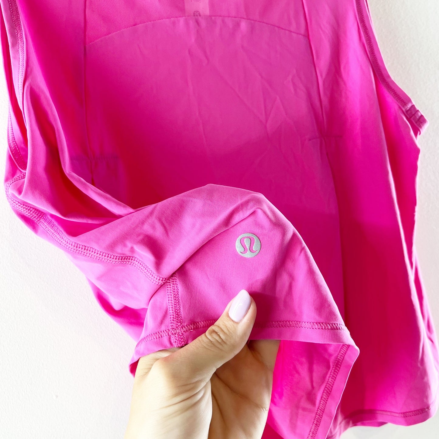 Lululemon Athletica Sculpt Mesh Panel Crop Tank Top w/ Reflective Sonic Pink 2