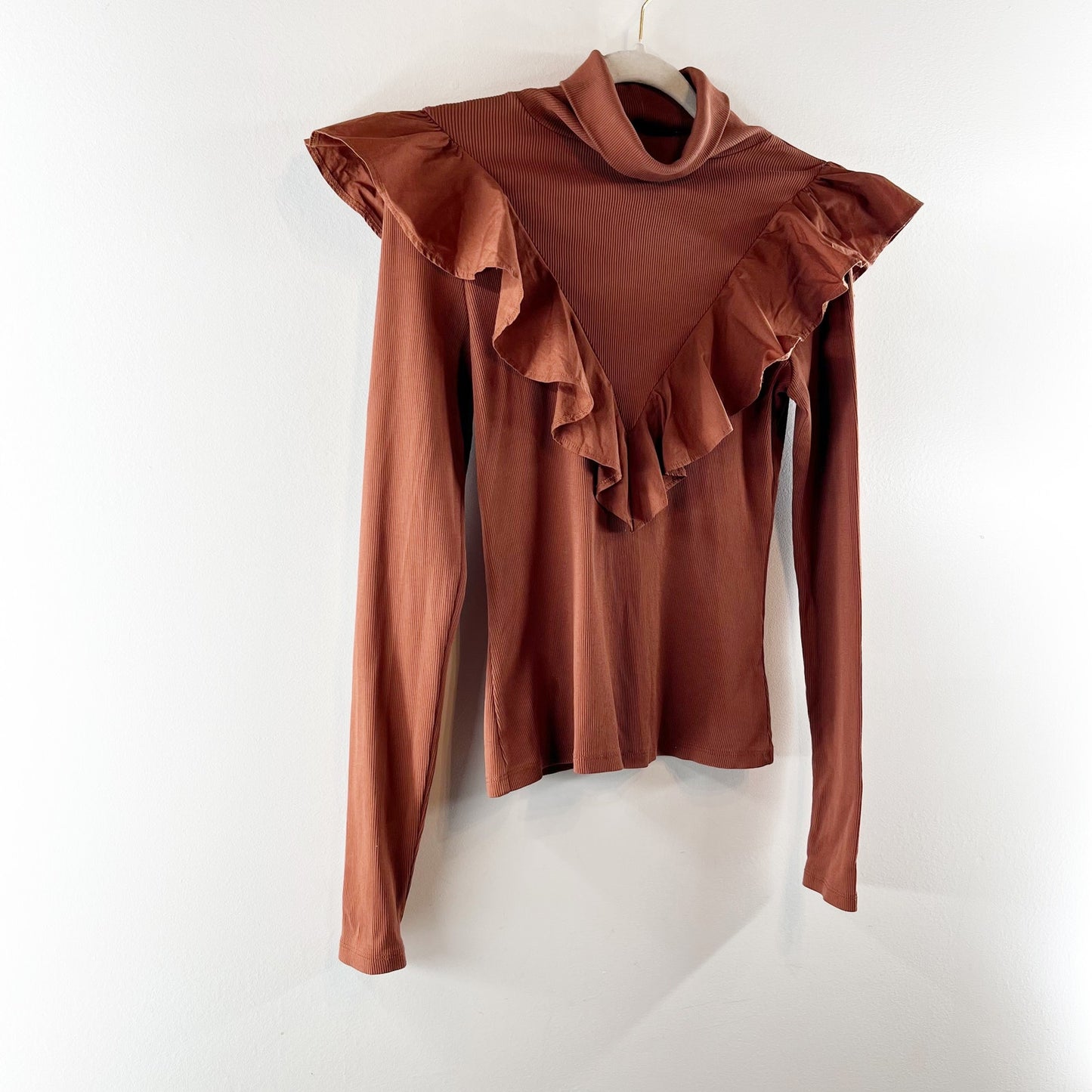 Veronica Beard Avalon Rib Ruffle Trim Long Sleeve Turtleneck Top Nutmeg Brown XS