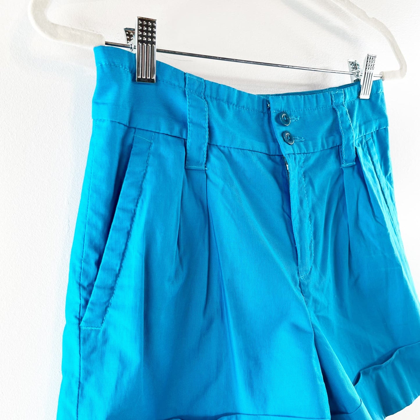 Marc by Marc Jacobs Pleated High Rise Cotton Cuffed Hem Shorts Blue 4
