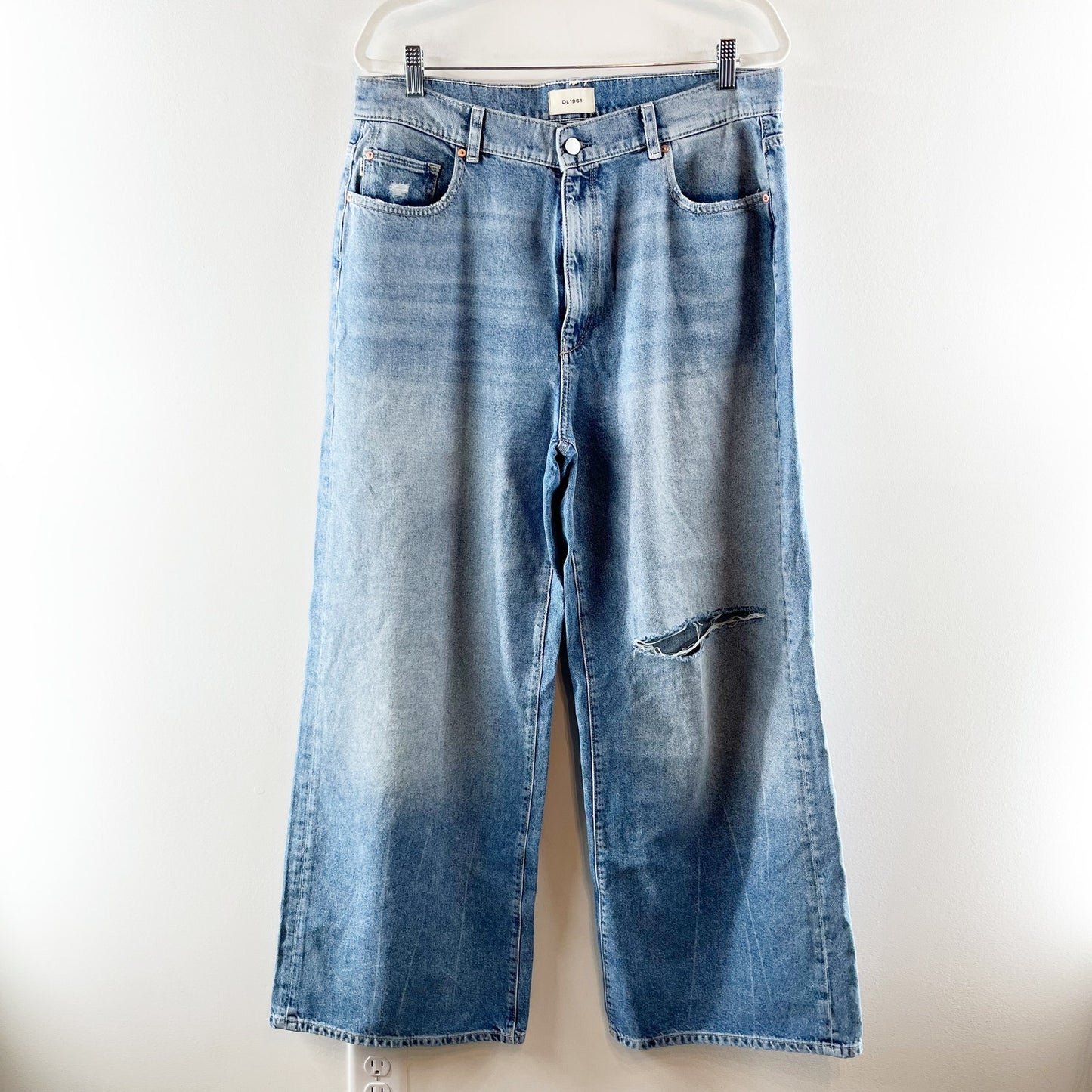 DL1961 Hepburn High Rise Wide Leg Distressed Salton Sea Jeans Denim Blue 32