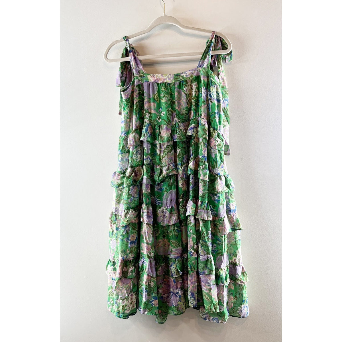 Olivaceous Floral Print Sleeveless Tie Shoulder Tiered Midi Dress Green Small