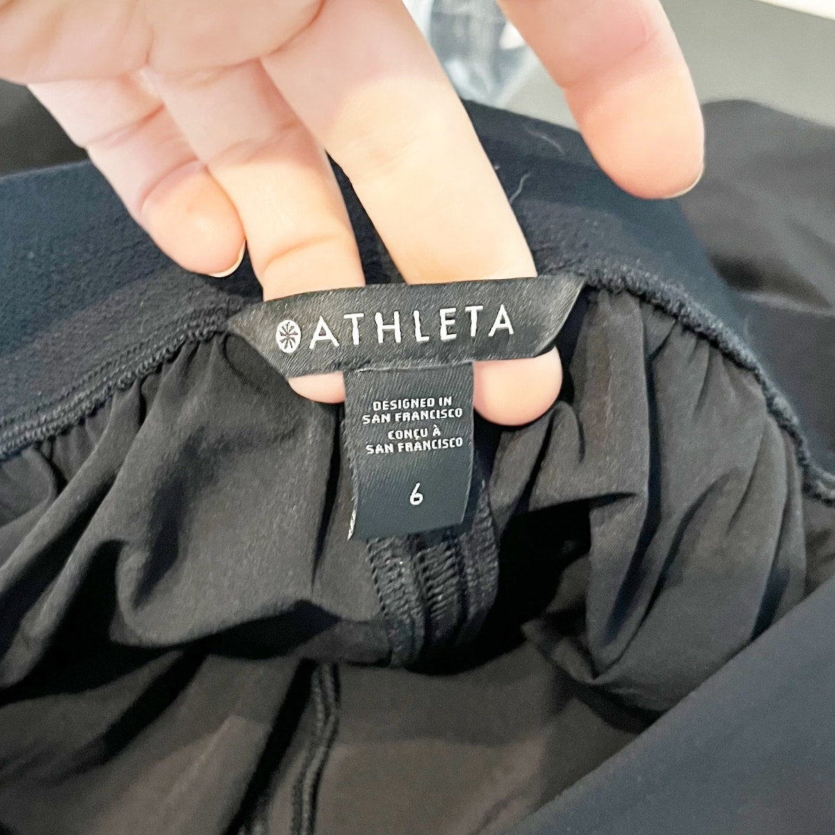 Athleta Brooklyn Heights High Waisted Front Slit Midi Cargo Skirt Black 6