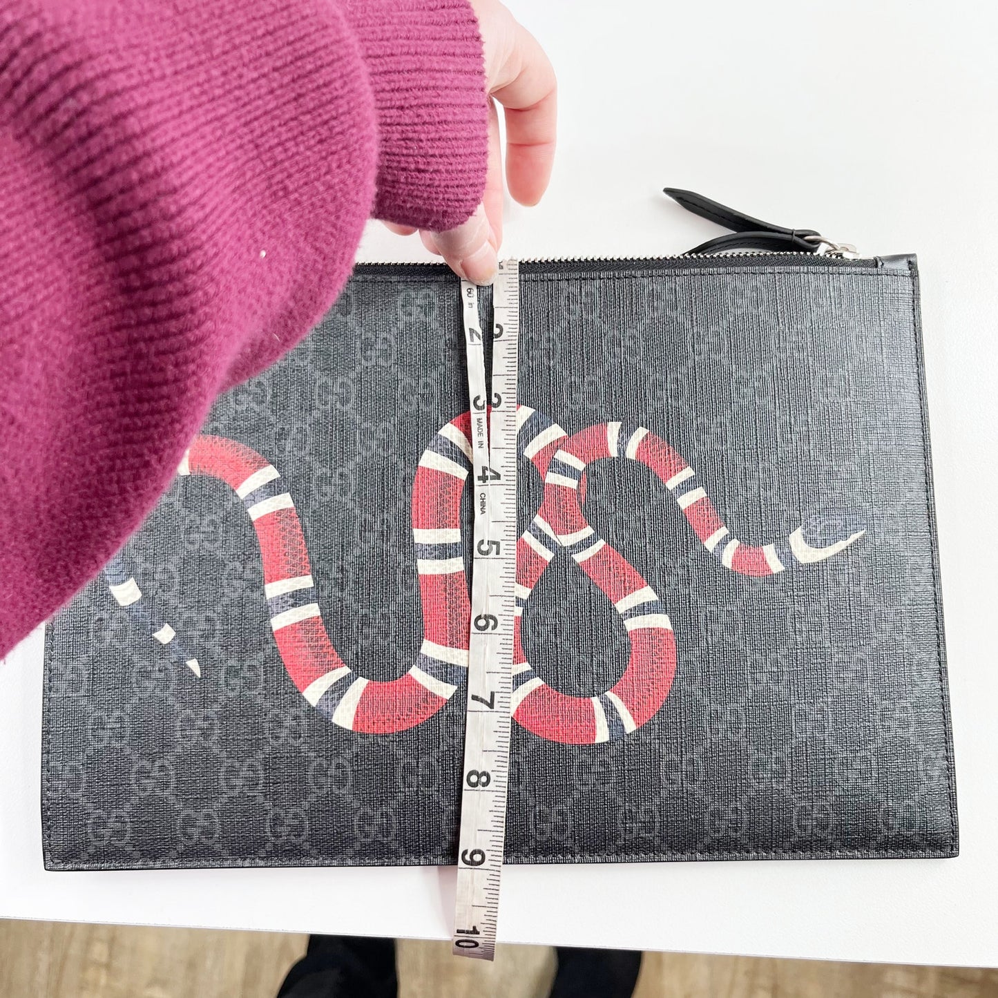 Gucci GG Supreme Kingsnake Canvas Pouch Wristlet Wallet Black