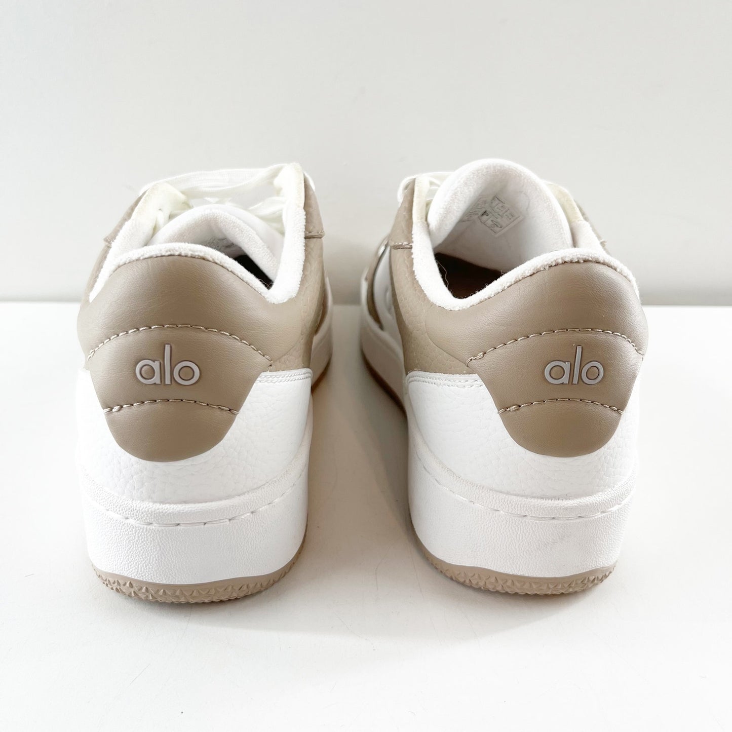 Alo Recovery Mode Casual Cushioned Lace Up Shoes Sneakers Gravel Brown White 7