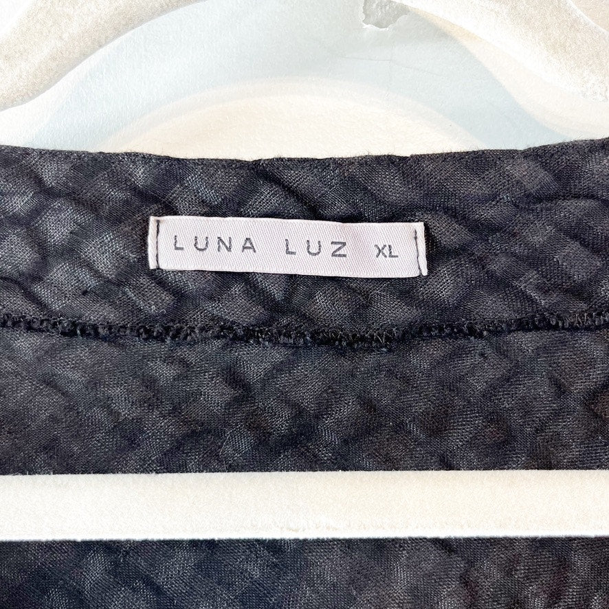 Luna Luz Short Sleeve Textured V Neck Linen Blend Midi Dress Black XL