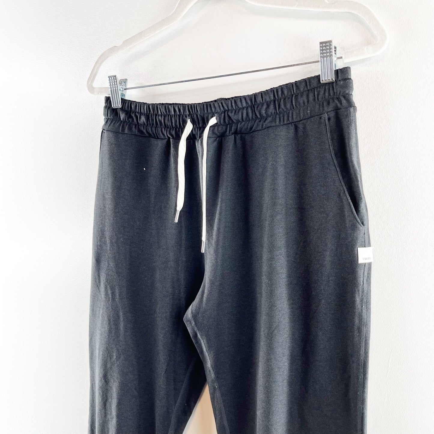 Vuori Performance Drawstring Jogger Pants Black Heather Medium