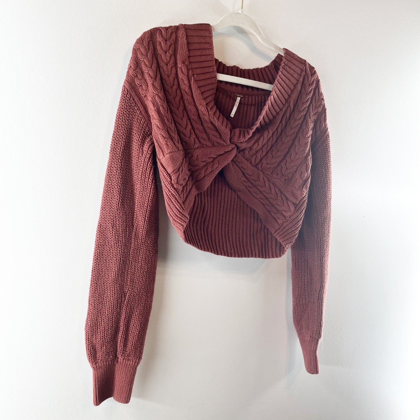 Free People Emilie Cropped Twist Front Cable Sweater Cherry Cola Red Medium