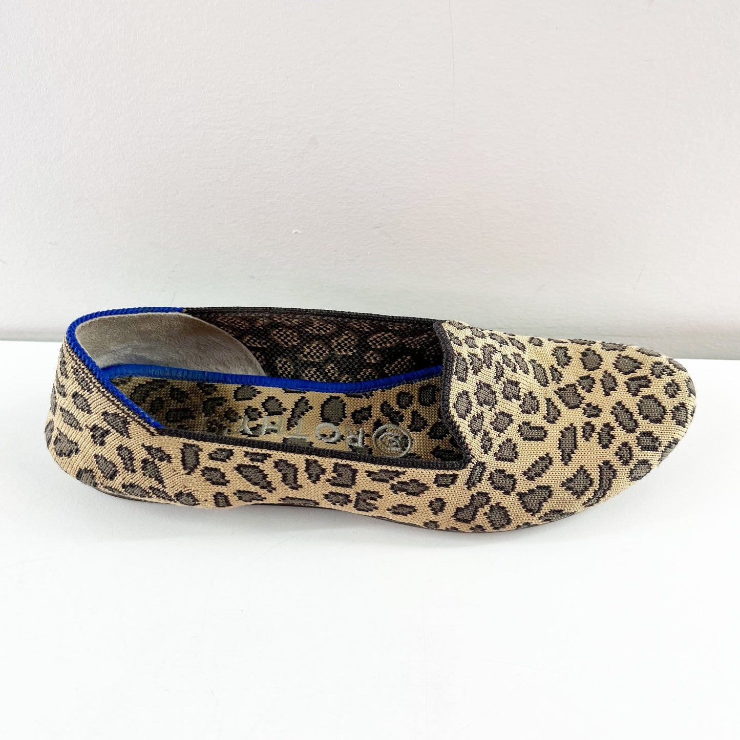 Rothys Spotted Leopard Print Slip On Round Toe Loafers Flat Tan 6.5