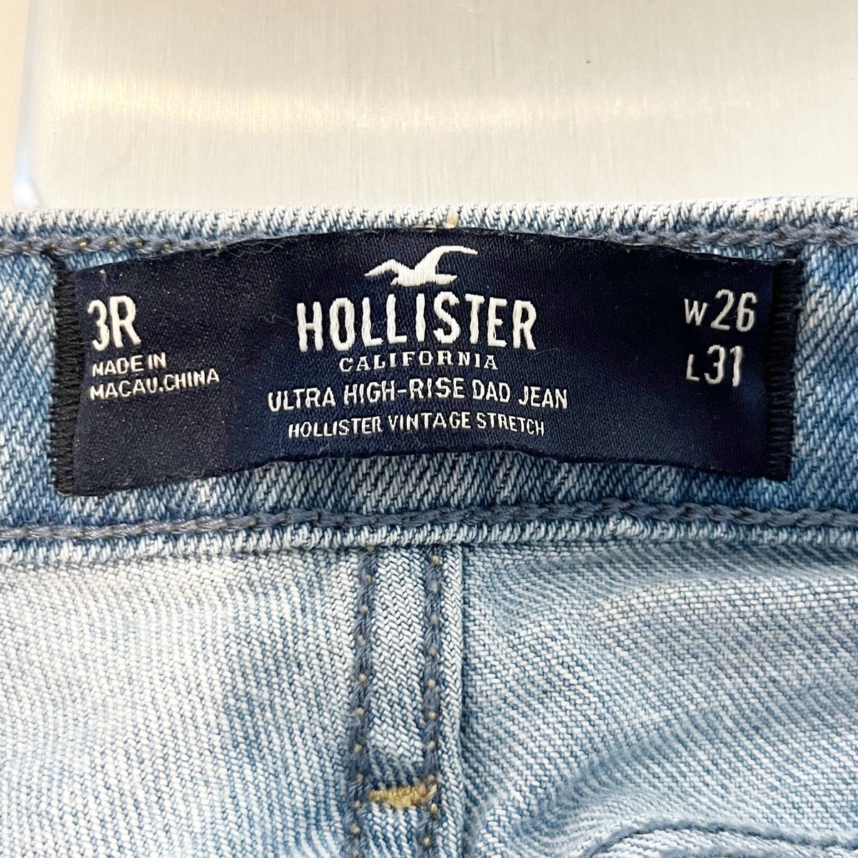 Hollister Ultra High Rise Dad Jeans Slit Hem Blue 26 / 2