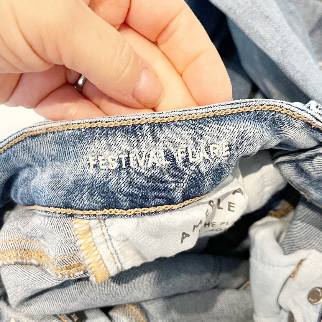 American Eagle Mid Rise Festival Flare Raw Hem Jeans Blue 0