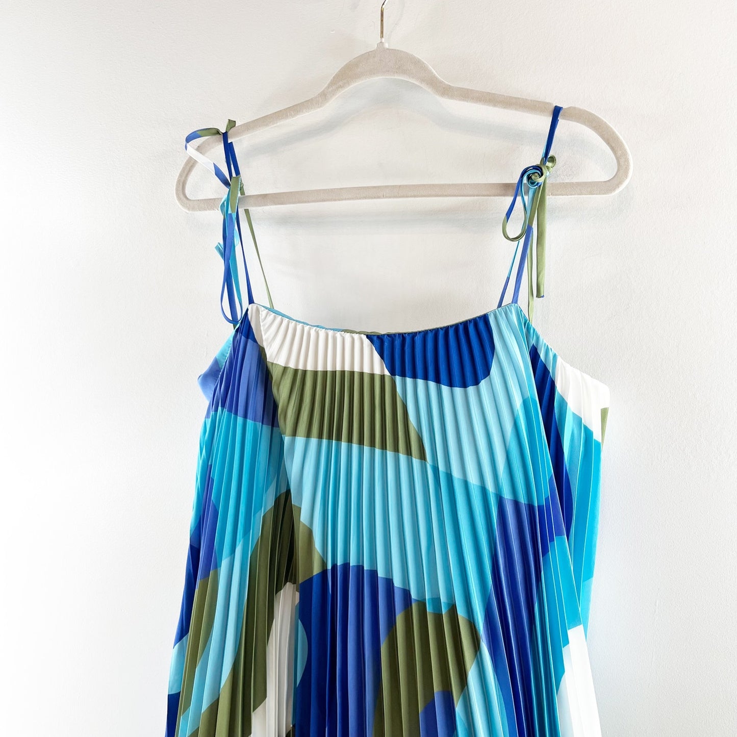 Hutch Anthropologie Tie Straps Abstract Printed Pleated Lined Romper Blue Large