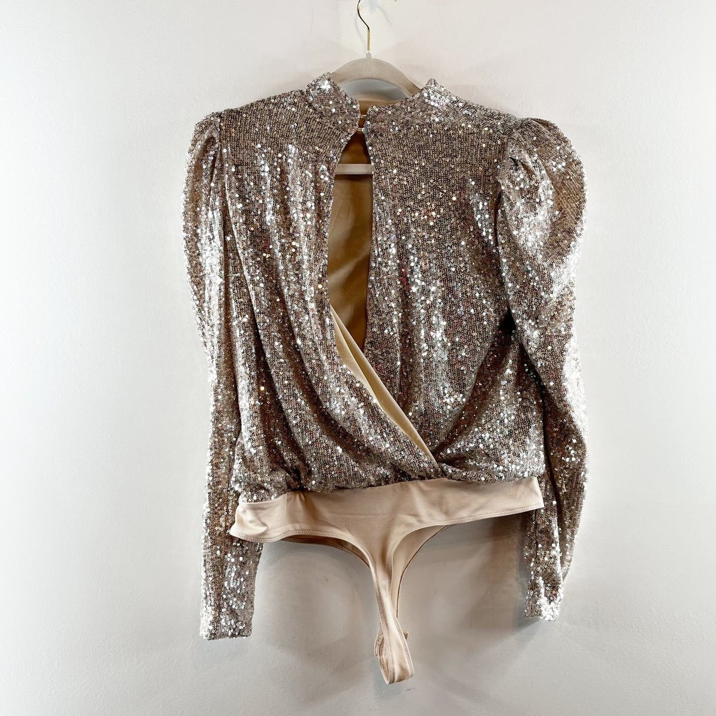 Rachel Zoe Puff Long Sleeve Sequin Open Back Thong Bodysuit Gold Large