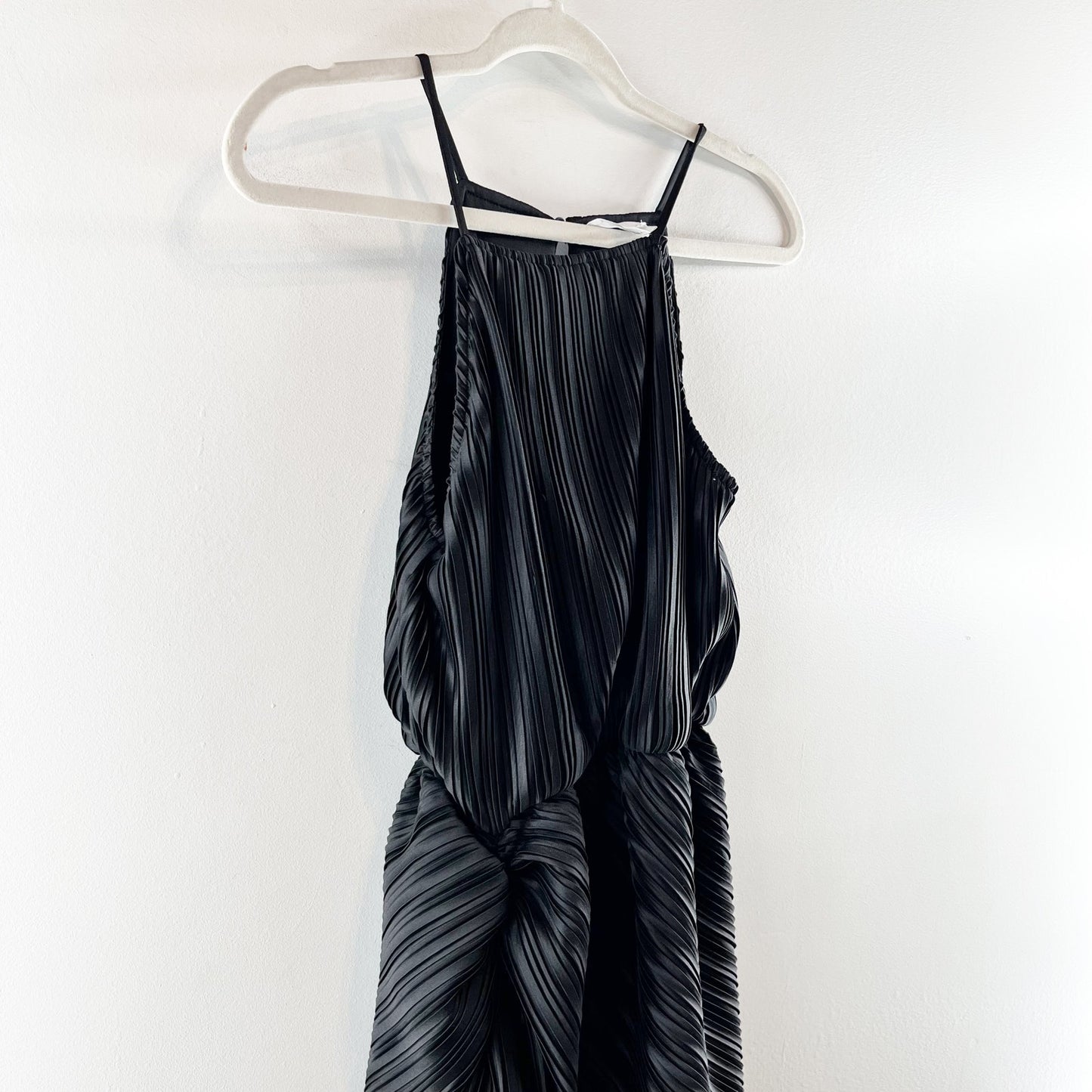 Mable Yanni Ruched Pleated Midi Dress Slit Front Sleeveless Slim Black Medium