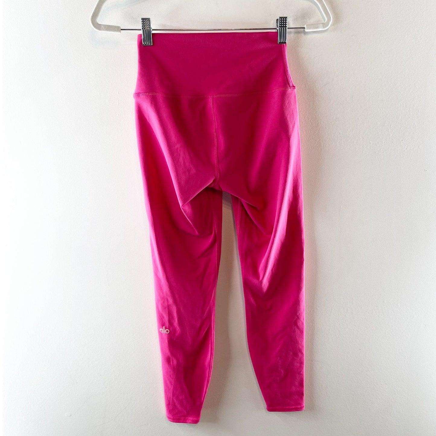 Alo 7/8 High Waist Airlift Leggings in Summer Crush Pink XS