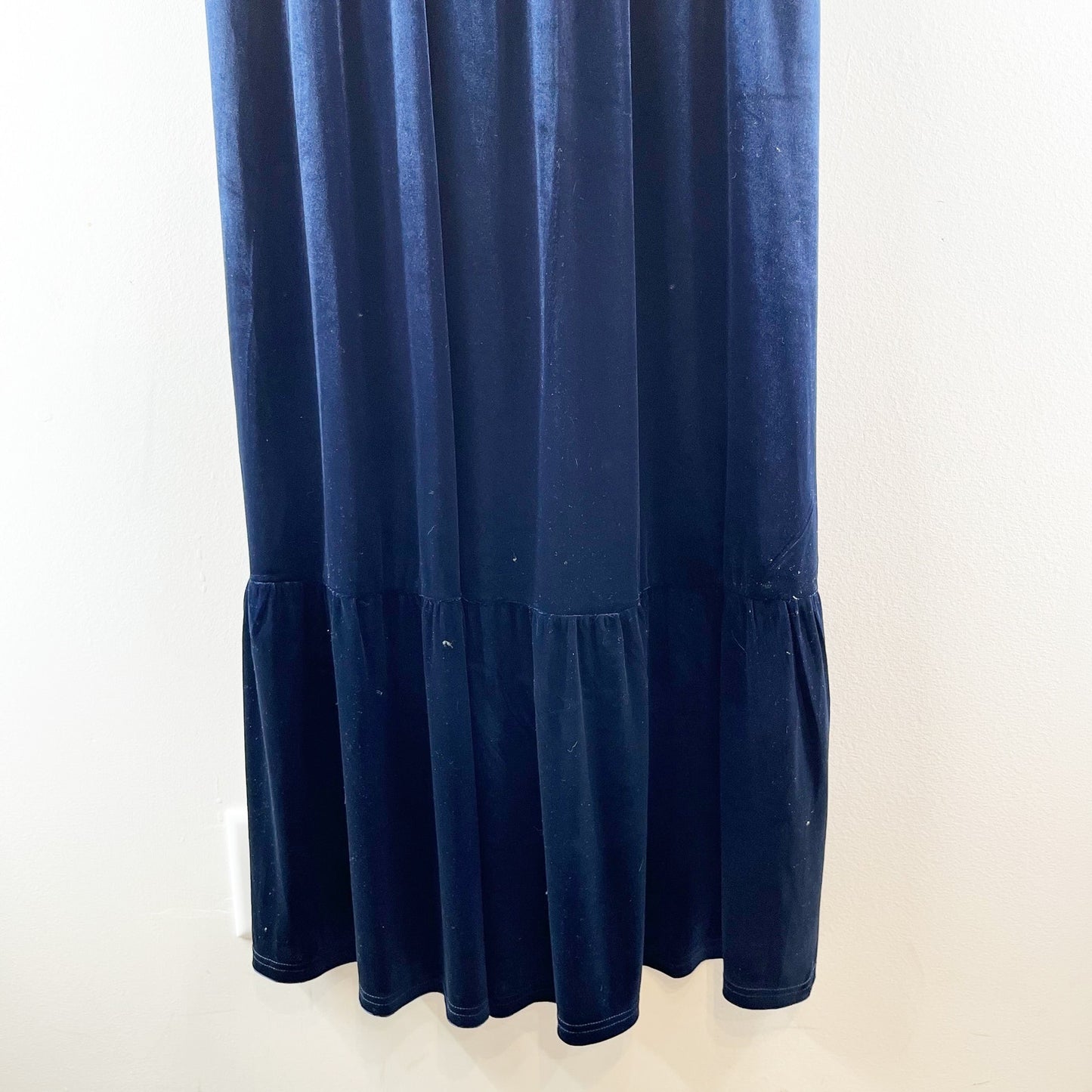 In Loom Velvet Flutter Sleeve V-Neck Tiered Ruffle Maxi Dress Midnight Blue M