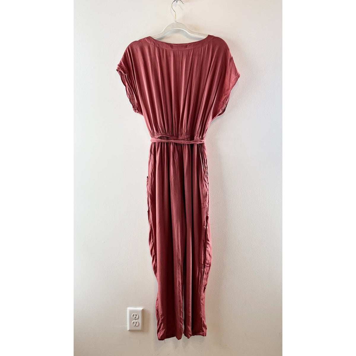 Abercrombie & Fitch V-Neck Button-Front Belted Jumpsuit Rust Maroon Medium