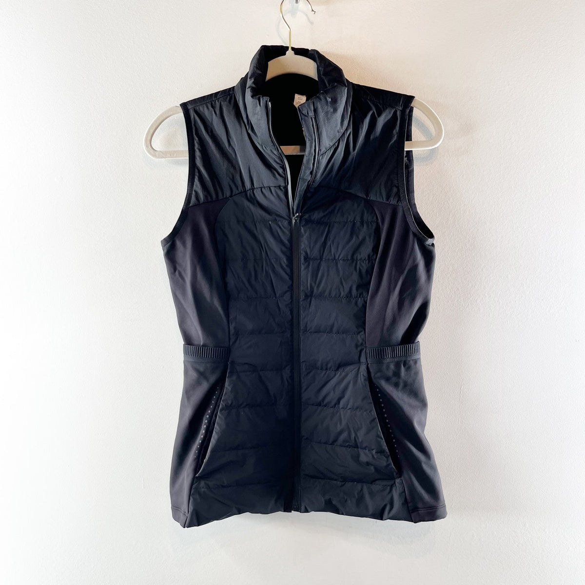 Lululemon Down for It All Vest Black 6